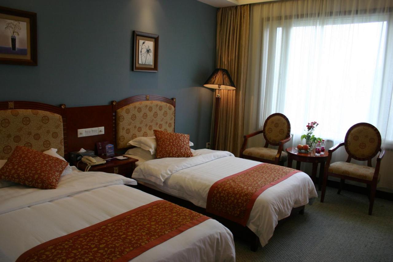 Suzhou Taoyuan International Holiday Hotel Exterior photo